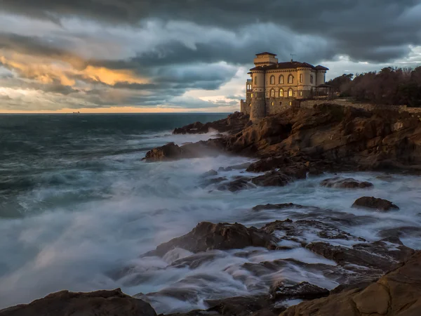 Zonsondergang castel boccale lange blootstelling — Stockfoto