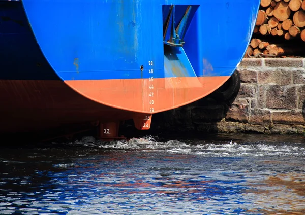 Kiel mit Tiefenmessnummer auf dem Schiff — Stockfoto