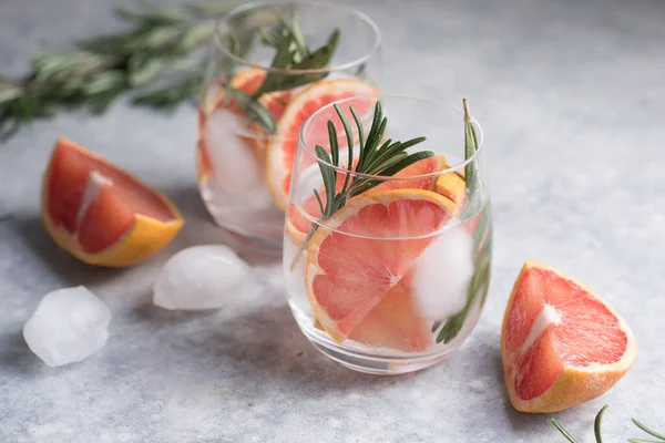 Detox Fruit Infused Flavored Water Refreshing Summer Homemade Lemonade Cocktail — Stock Photo, Image