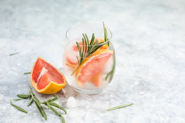 Detox Fruit Infused Flavored Water Refreshing Summer Homemade Lemonade Cocktail — Stock Photo, Image