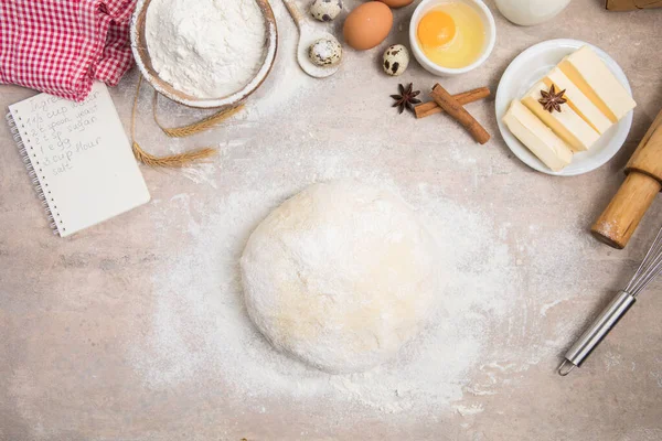 Beat Flour Kitchen Utensils Baking Dish Rolling Pin Eggs Table — Stock Photo, Image