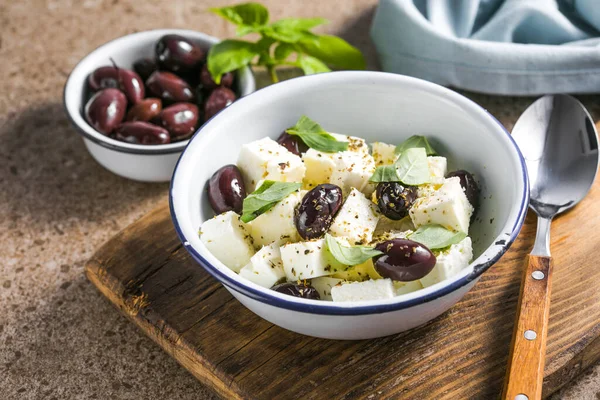 Griechischer Salat Gemüsesalat Mit Feta Käse Oliven Und Olivenöl Draufsicht — Stockfoto