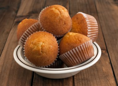 Altın ev yapımı kekler 