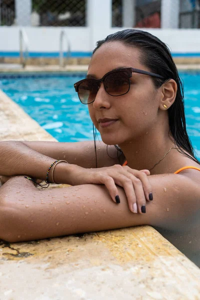 Serene Woman Sunglasses Relaxing Summer Pool —  Fotos de Stock