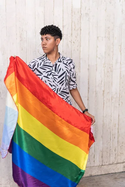 Woman Rainbow Flag Beige Background — 图库照片