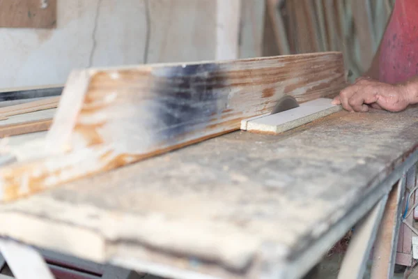 Hands Male Carpenter Trimming Plank — Fotografia de Stock