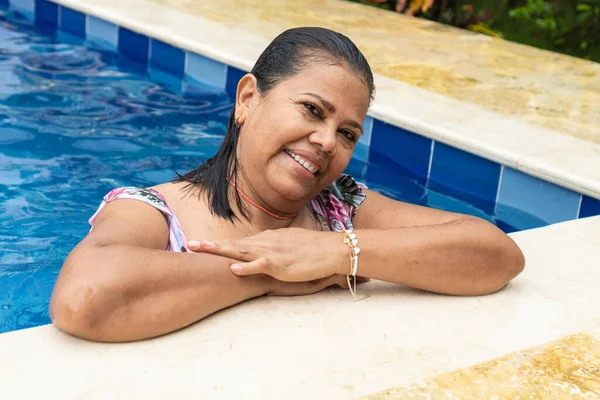 Older Woman Swimsuit Standing Pool Summer Vacation —  Fotos de Stock