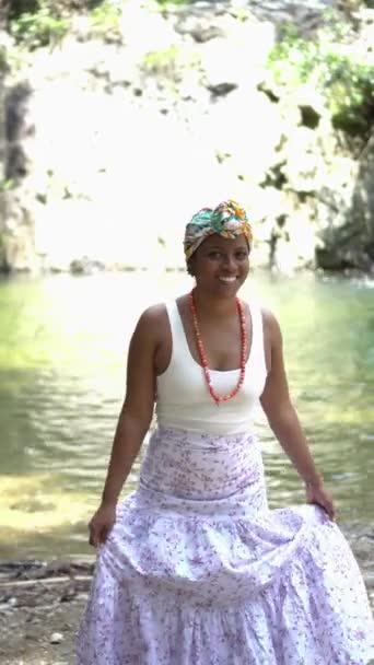 Colombian Woman Standing Outdoors — Vídeo de stock