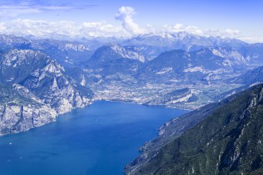 Garda Gölü görünümü