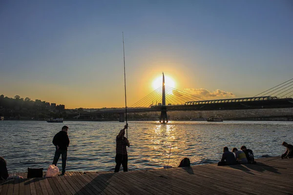 Eminonu, İstanbul, Türkiye-Eylül-Pazar-2021: Türkçe 'de 
