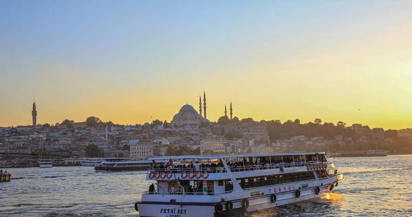 Eminonu Istanbul Turecko Známý Jako Eminonu Turečtině Úžasný Výhled Západ — Stock fotografie