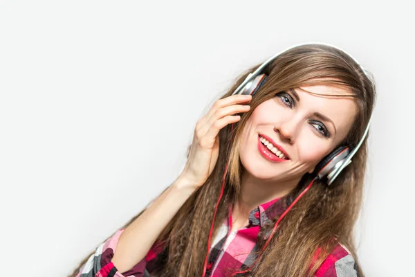 Portrait de femme avec écouteurs musique chant mouvement — Photo