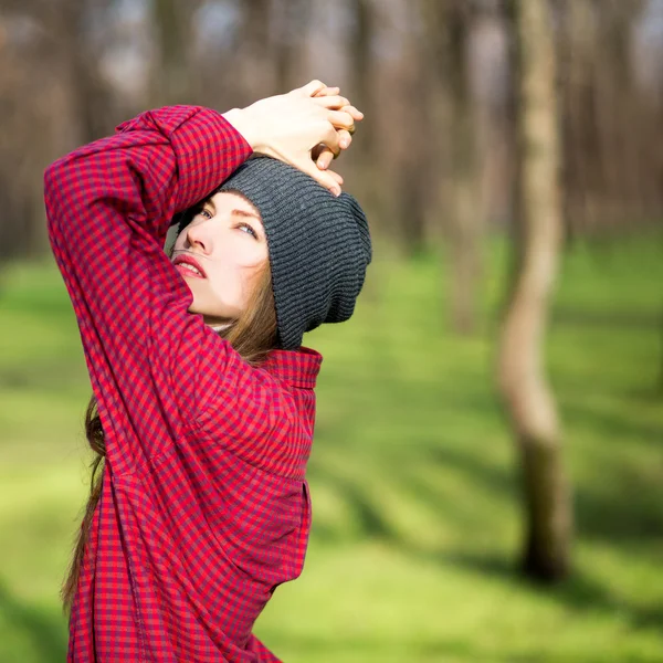 Beautiful hipster girl — Stock Photo, Image