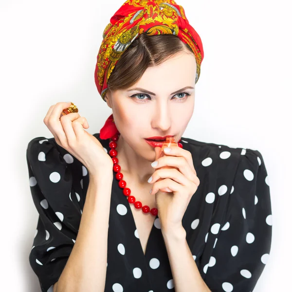 Woman with perfume — Stock Photo, Image