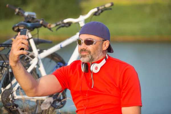 Happy male cyclist — Stock Photo, Image