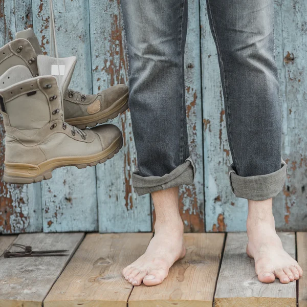 Mann mit Stiefeln — Stockfoto