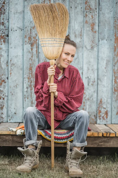 Woman done cleaning — Stock Photo, Image