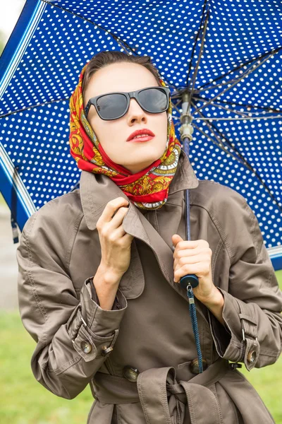 Woman with umbrella — Stock Photo, Image