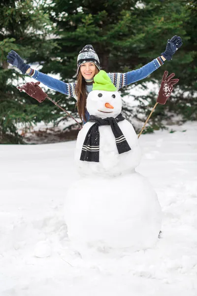 Diversión de invierno y ocio mujer — Foto de Stock