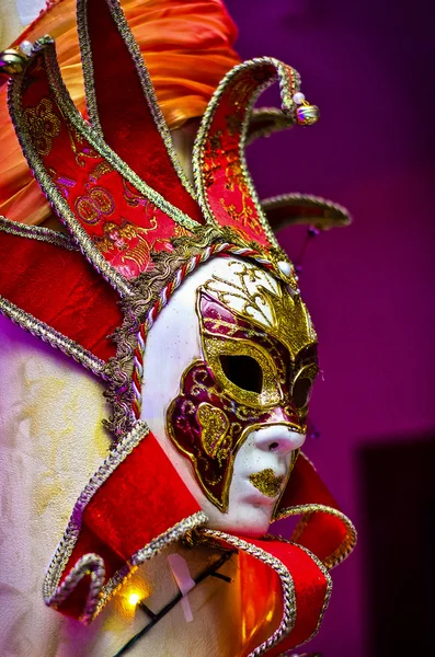 Achter een masker — Stockfoto