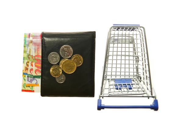 Schwarze Ledertasche mit Schekel-Scheinen und -Münzen und einem Einkaufswagen — Stockfoto