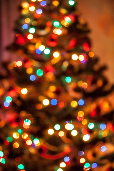 Fondo del árbol de Navidad con luces brillantes —  Fotos de Stock