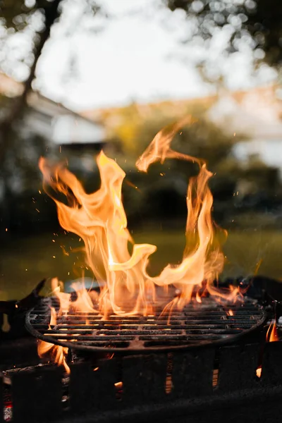 Feuer Auf Dem Grill Zubereitung Zum Grillen — Stockfoto