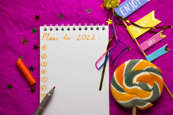 Notebook Text Plans 2022 Orange Green Lollipop Tinsel Multicolored Stars — Stock Photo, Image