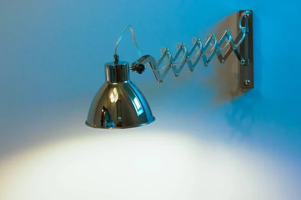Современная Лампа Настенных Фонарей Регулируемый Качающийся Длинный Подлокотник Домашнее Освещение — стоковое фото