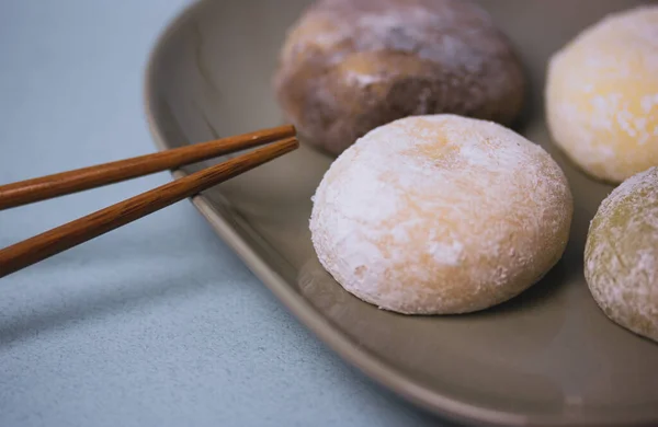 Tradycyjny Japoński Deser Mochi Ciasta Ryżowego Lub Daifuku Kule Lodowe — Zdjęcie stockowe