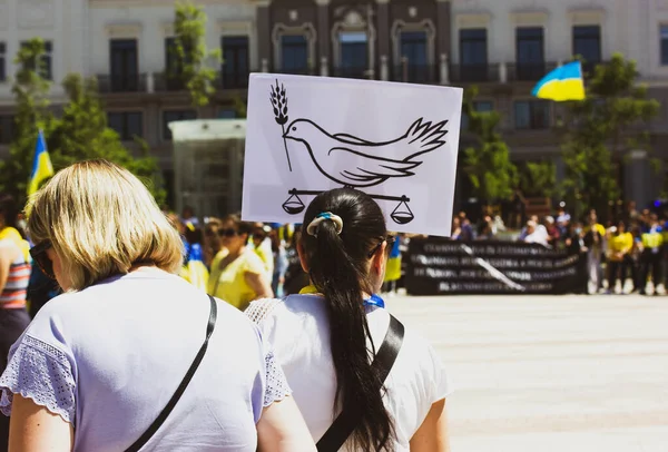 Madrid Espanha Julho 2022 Uma Menina Contra Guerra Comício Apoio — Fotografia de Stock