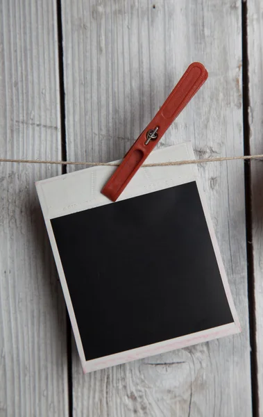 bir clothesline üzerinde anlık fotoğraf