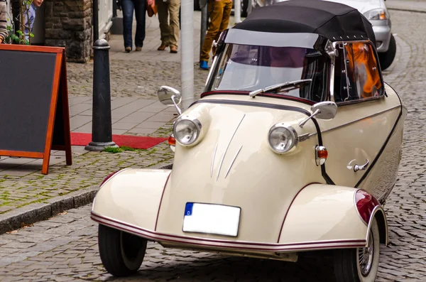 Messerschmidt blase auto — Stockfoto