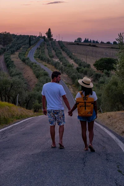 Toscana Italia, Viale della Strada Perfetta tra cipressi paesaggio toscano ideale — Foto Stock