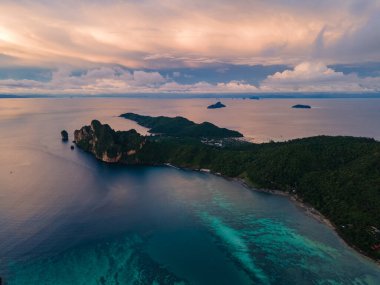  Koh Phi Phi Don Tayland, Maya Körfezi Koh Phi Tayland insansız hava görüntüsü