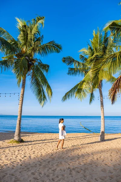 Spiaggia di Na Jomtien Pattaya Thailandia, spiaggia tropicale bianca durante il tramonto a Pattatya Najomtien — Foto Stock