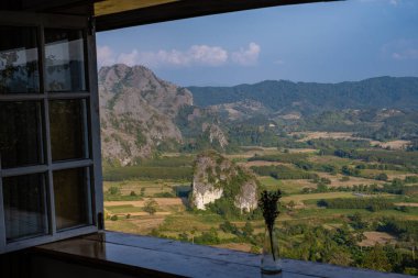 Phu Langka Kuzey Tayland 'da gün doğumu, Phu Langka ulusal parkı Nakhon Phanom Eyaleti' nin Ban Phaeng İlçesi, Pai Loam alt bölgesinde yaklaşık 31,250 Rai alanı kapsar.