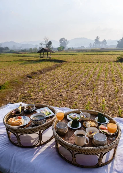 Nan Ταϊλάνδη, πρωινό με μια ματιά πάνω από το ρύζι paddies στη Nan Ταϊλάνδη — Φωτογραφία Αρχείου