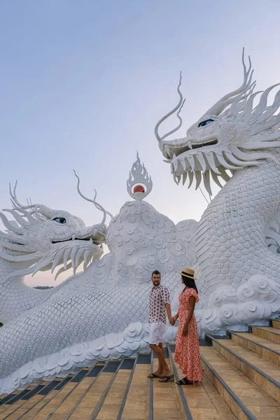 Wat Huay Pla Kang Chiang Rai Thailand,Wat Hua Pla Kang is one of the most impressive temples in Chiang Rai. The main attraction of this temple complex built in 2001, is a 100-meter high white Buddha — Stock Photo, Image