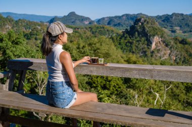 Mae Hong Son Tayland, Ban Jabo Erişte Evi, Ban Jabo, Mae Hong Oğlu, Tayland. Dağ manzarası, sabah sisi Pha Mok Baan Jabo, Mae Hong Son Tayland, Baan Jabo 