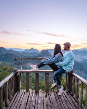 Mae Hong Son Tayland, Ban Jabo Erişte Evi, Ban Jabo, Mae Hong Oğlu, Tayland. Dağ manzarası, sabah sisi Pha Mok Baan Jabo, Mae Hong Son Tayland, Baan Jabo 