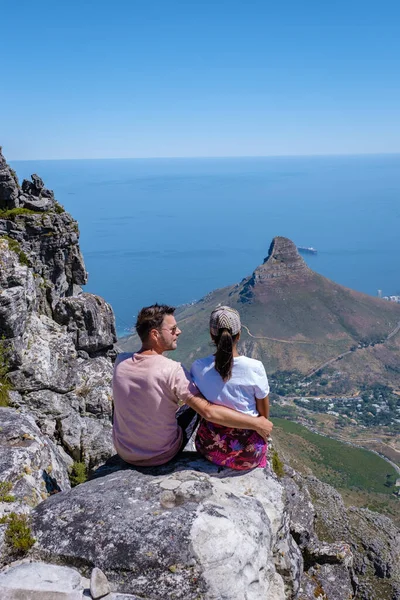 Vista dalla Table Mountain a Città del Capo Sud Africa, vista sull'oceano e Lions Head da Table Mountain Cape Twon — Foto Stock