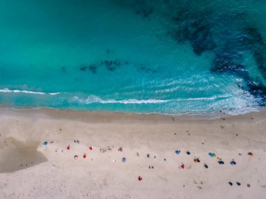 Camps Bay plajı Cape Town yukarıdan insansız hava aracı manzaralı, Camps Bay Cape Town