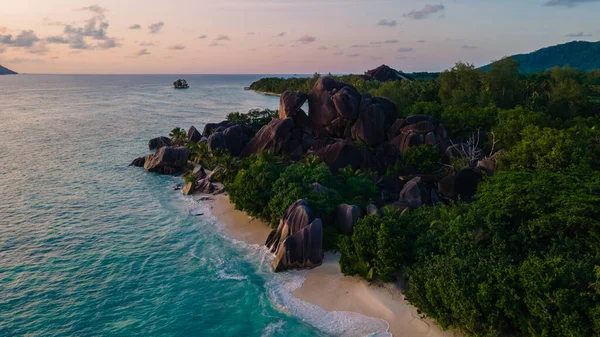 Anse Source dArgent beach, La Digue Island, Seyshelles, Drone vista aerea di La Digue Seychelles bird eye view — Foto Stock