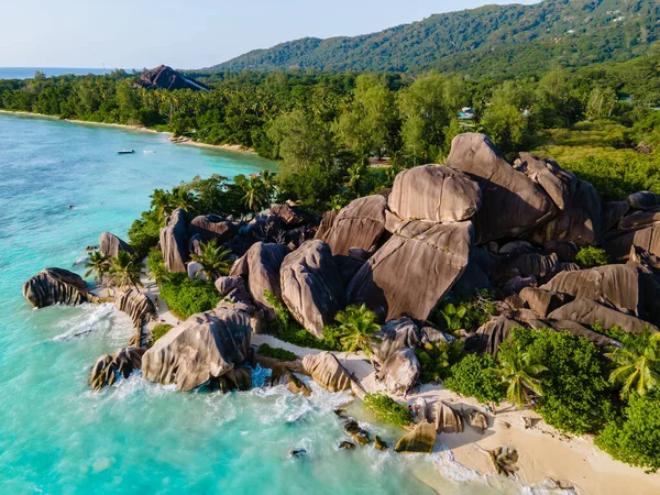 Anse Source dArgent beach, La Digue Island, Seyshelles, Drone vista aerea di La Digue Seychelles bird eye view — Foto Stock