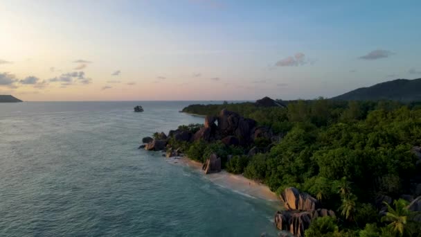 Anse Source dArgent beach, La Digue Island, Seyshelles, Drone aerial view of La Digue Seychelles bird eye view — Video