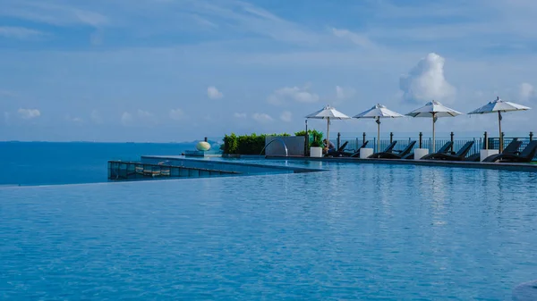 Pattaya Thailand, современный отель Hilton на берегу океана — стоковое фото