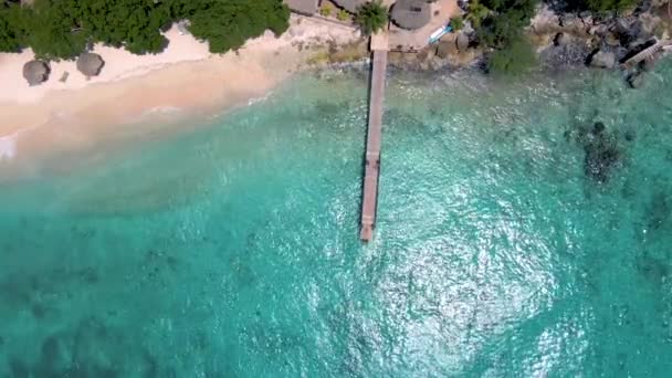 Playa Porto Marie playa Curazao, playa tropical blanca con turqouse agua océano — Vídeo de stock