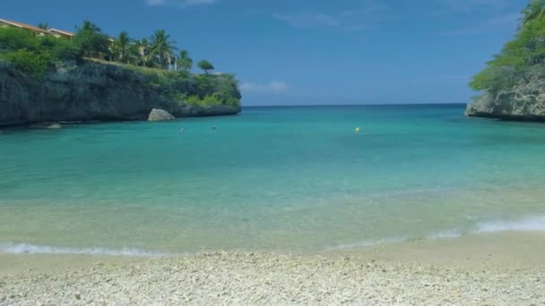 Playa Lagun Beach Cliff Curacao, Lagun Beach Curacao una piccola isola nei Caraibi — Video Stock