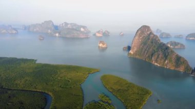 Phang Nga Körfezi, Samet Nang She Viewpoint, Tayland 'dan Phang Nga Körfezi Güzel Manzarası. A